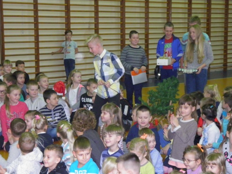 Mikołaj w szkole podstawowej